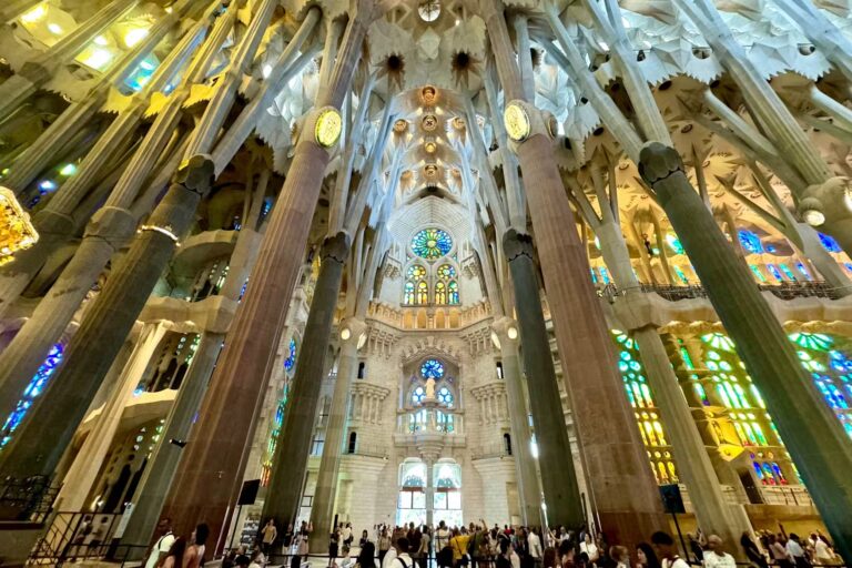visitar la sagrada en barcelona,sagrada familia entradas tours y pases barcelona,reservar entradas sagrada familia,sagrada familia barcelona,entradas tours y pases,consejos para el visitante,opciones de mapas,planificar su visita,mejores maneras de planificar su visita,barcelona tours,sagrada familia guia